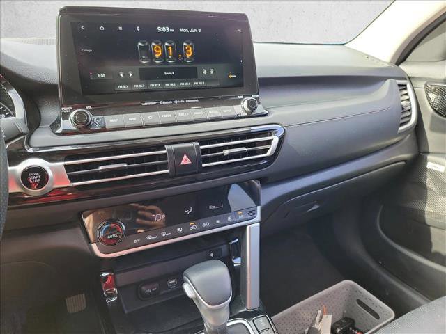 Used 2022 Kia Seltos SX w/ Sunroof Package AWD/4WD image 22
