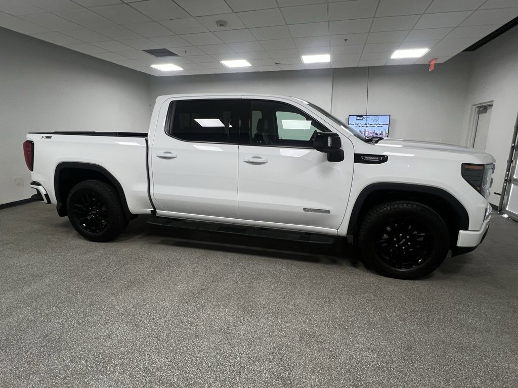 Used 2025 GMC Sierra 1500 Elevation w/ Elevation Premium Package image 15