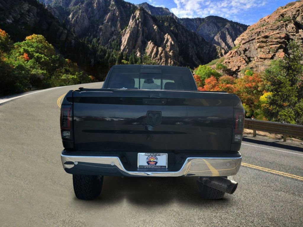 Used 2018 RAM 3500 Laramie Longhorn AWD/4WD image 4