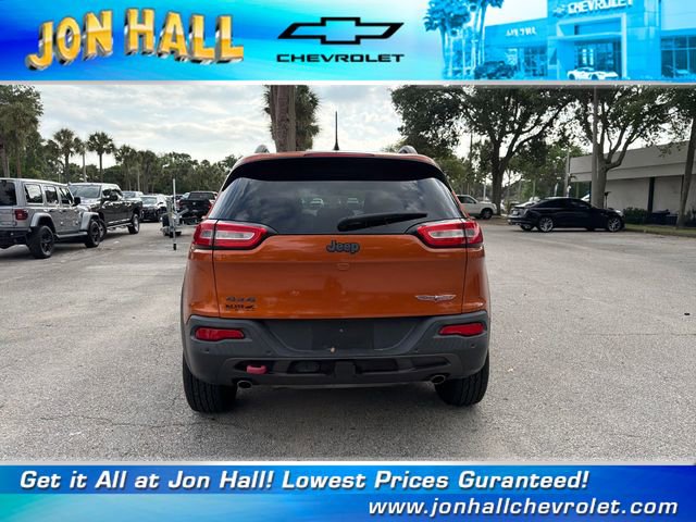 Used 2015 Jeep Cherokee Trailhawk w/ Comfort/Convenience Group AWD/4WD image 11