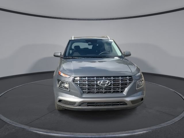 New 2025 Hyundai Venue SEL image 3