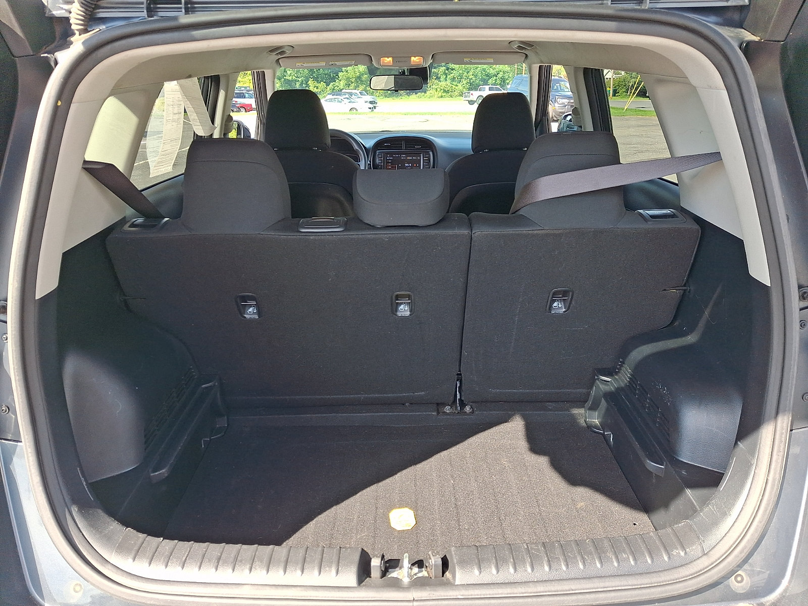Used 2023 Kia Soul LX w/ LX Technology Package FWD image 27