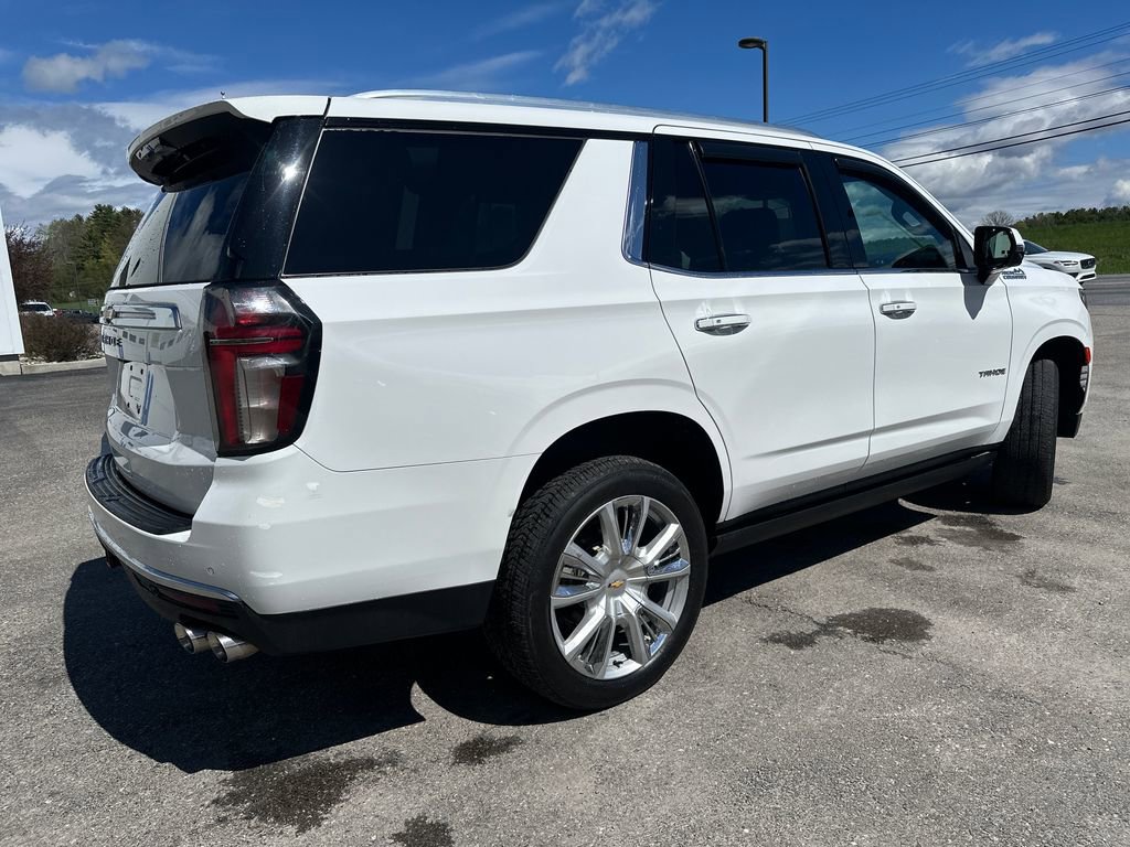 Used 2021 Chevrolet Tahoe High Country w/ Premium Package AWD/4WD image 5