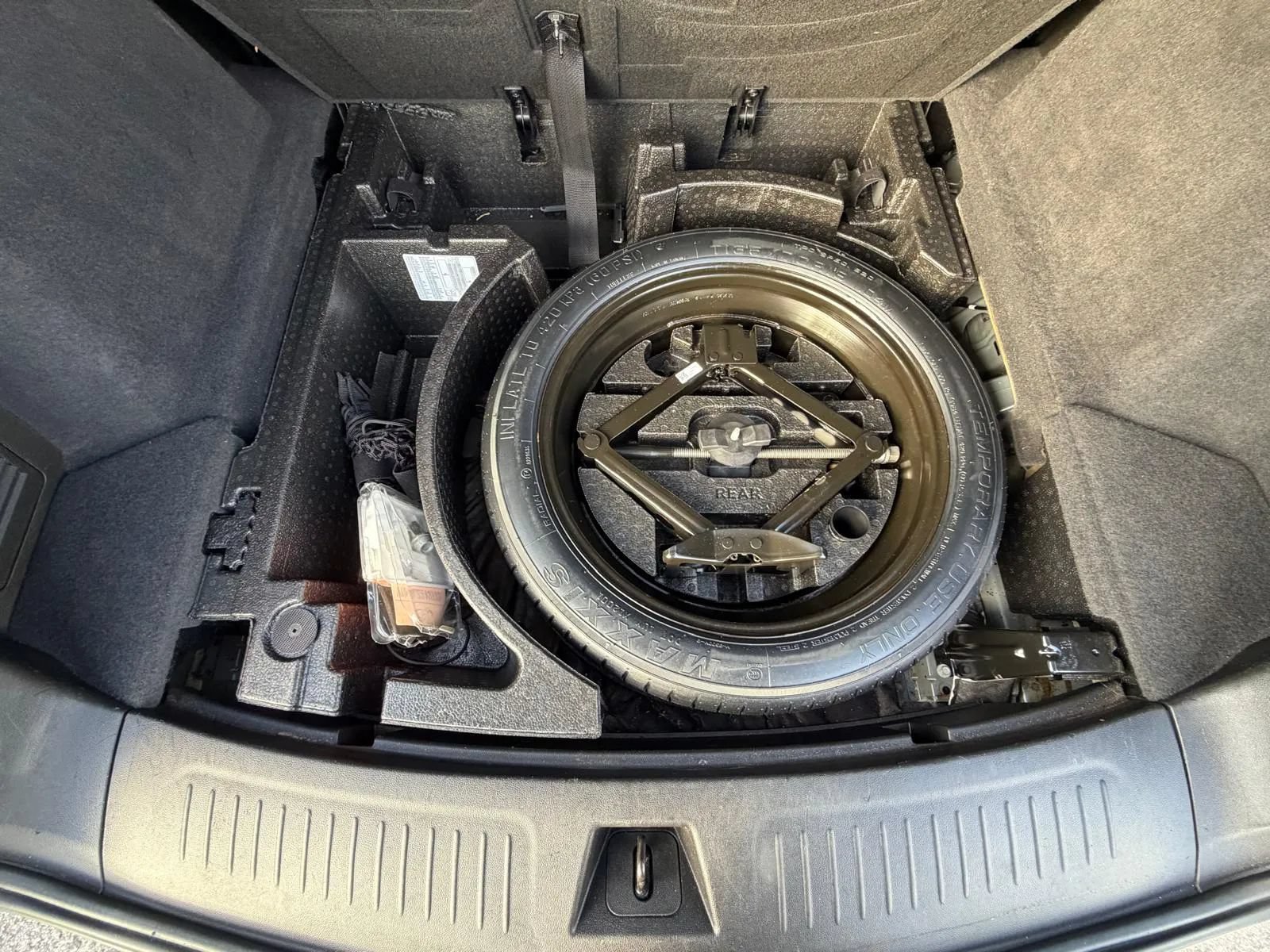 Used 2020 Cadillac XT5 Luxury FWD image 27