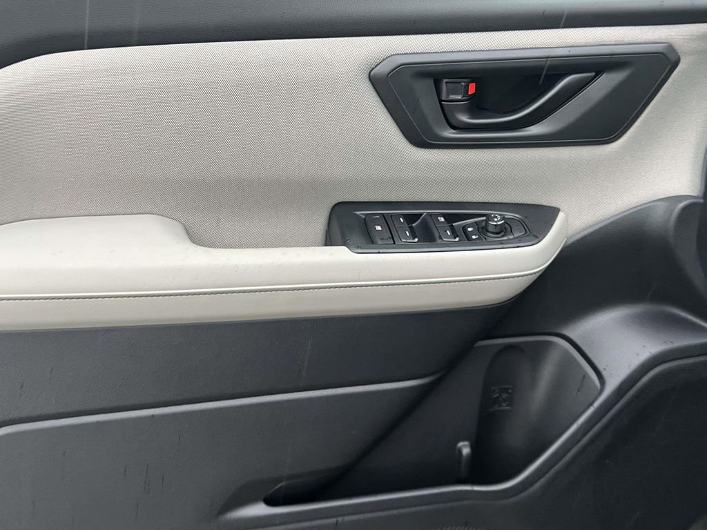 Used 2025 Subaru Forester image 13