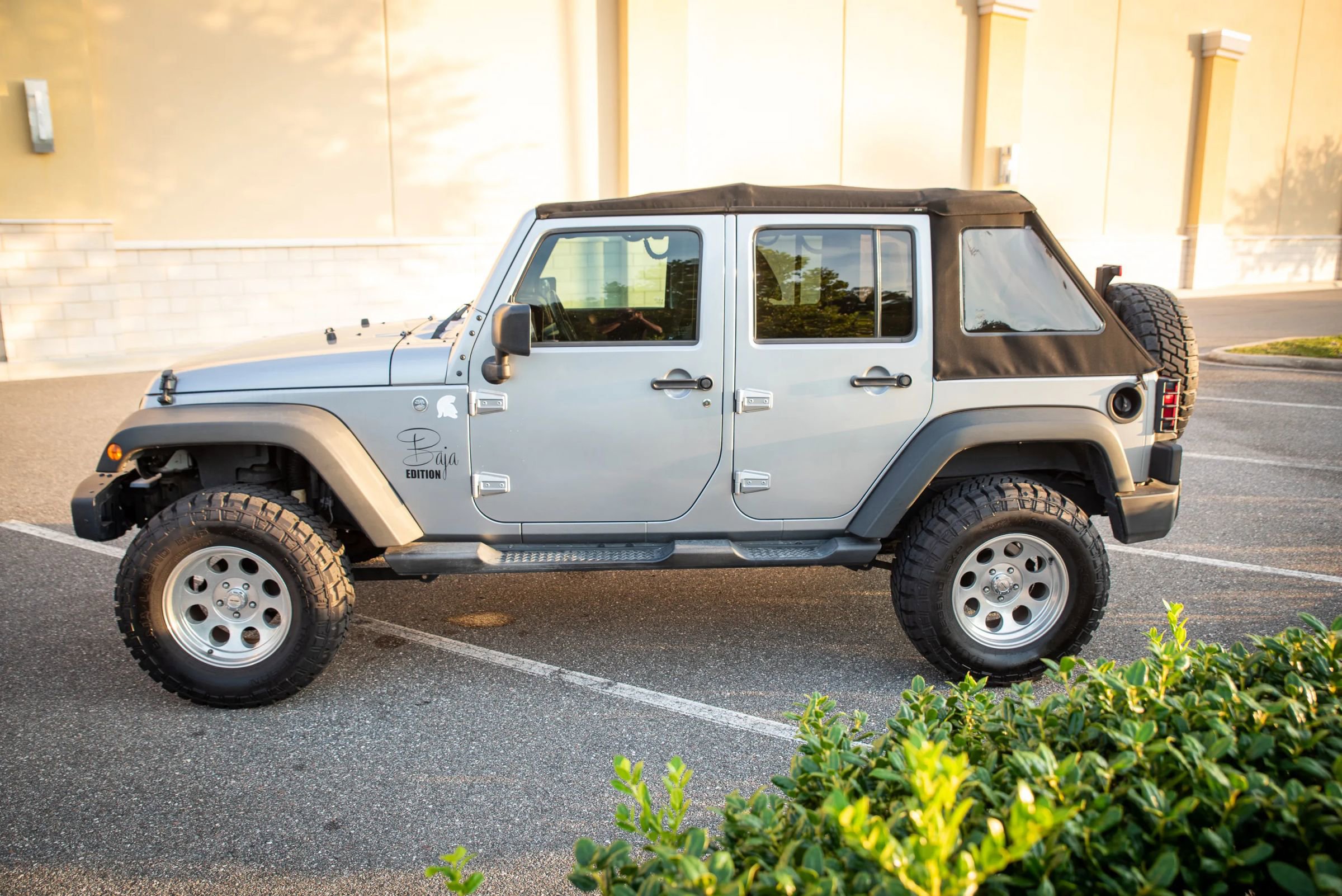 Used 2016 Jeep Wrangler Unlimited Sport w/ Quick Order Package 24S image 6