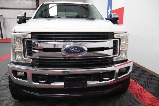 Used 2019 Ford F250 XLT w/ XLT Premium Package AWD/4WD image 18