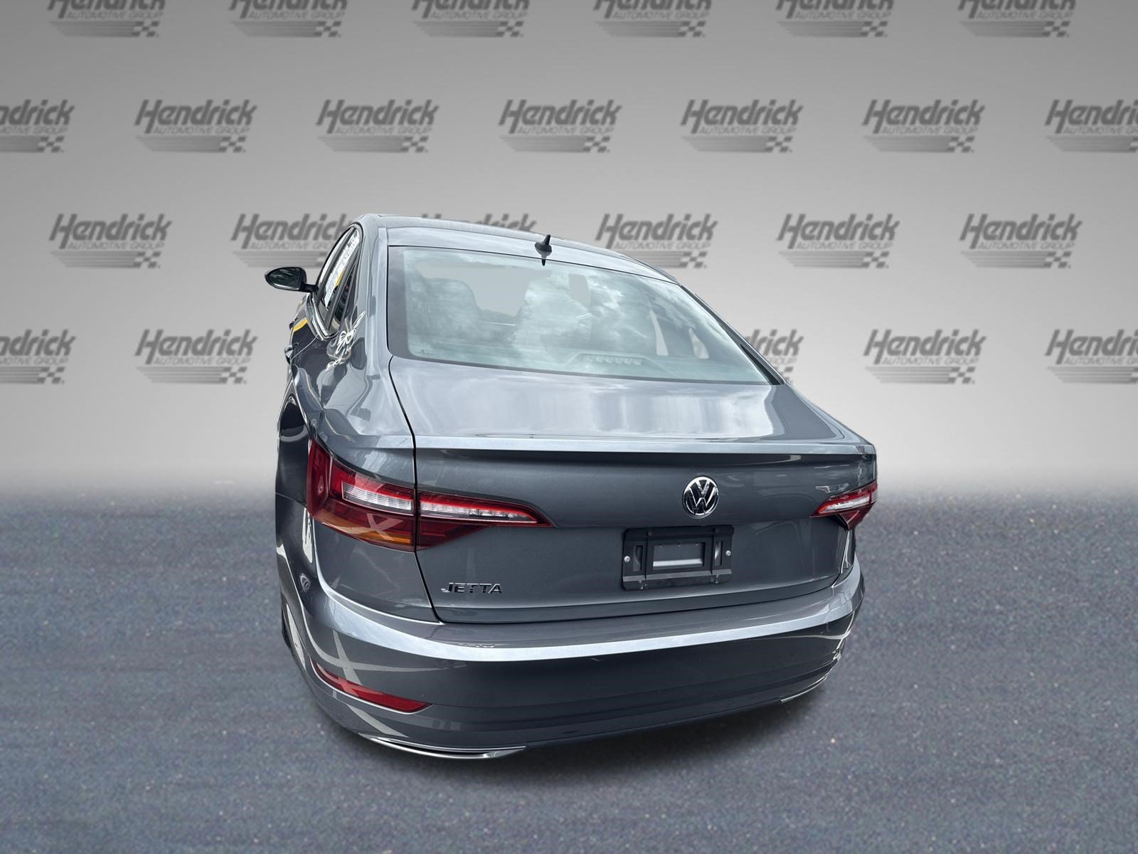 Used 2019 Volkswagen Jetta R-Line FWD image 8