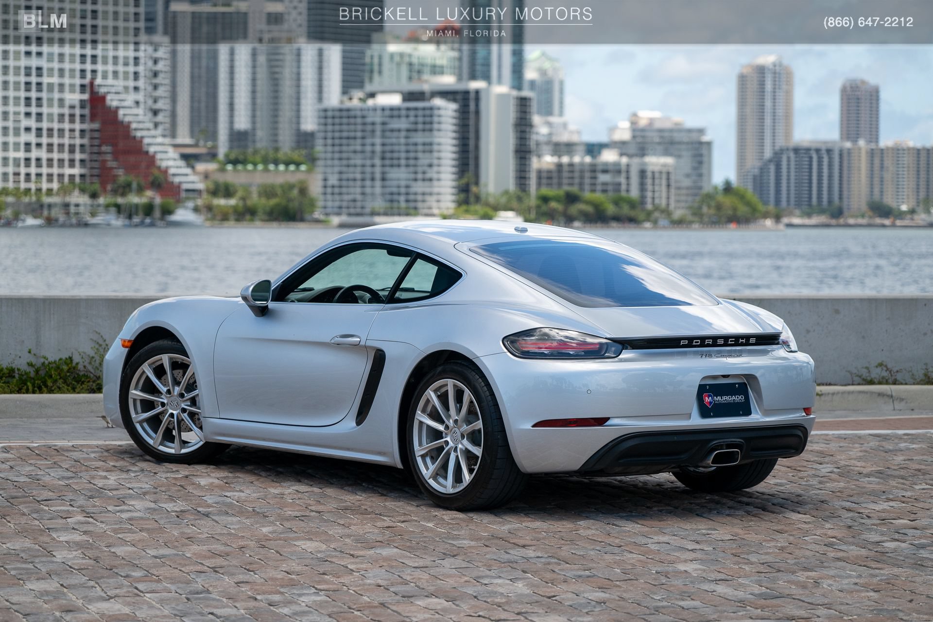 Used 2018 Porsche 718 Cayman RWD image 12