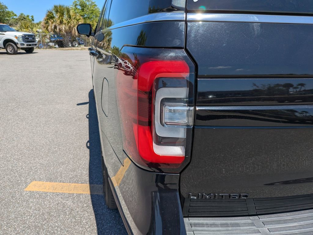 Certified 2023 Ford Expedition Max Limited RWD image 9
