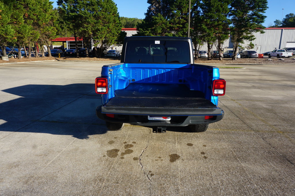 Used 2023 Jeep Gladiator Sport AWD/4WD image 15