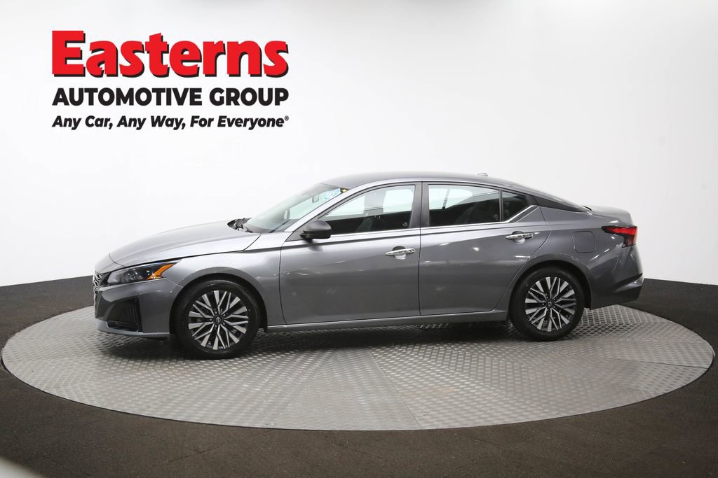 Used 2024 Nissan Altima 2.5 SV image 58