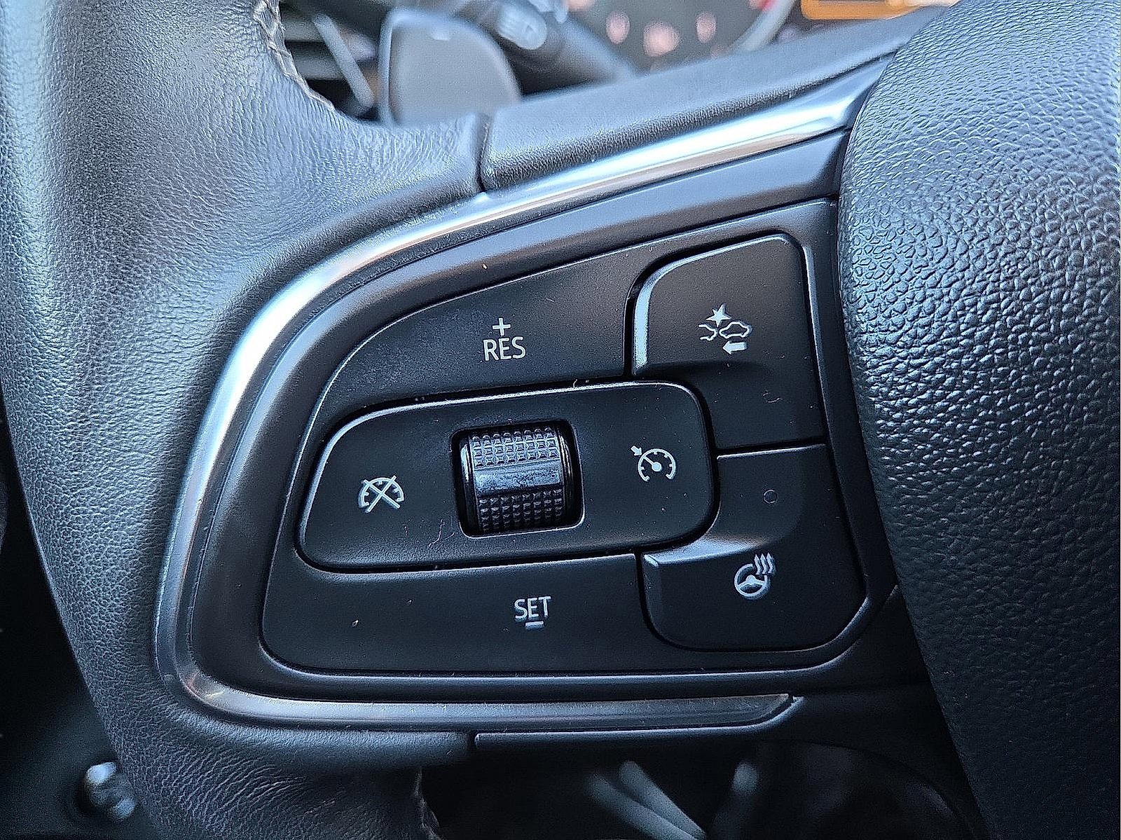 Used 2021 Buick Envision Avenir image 16