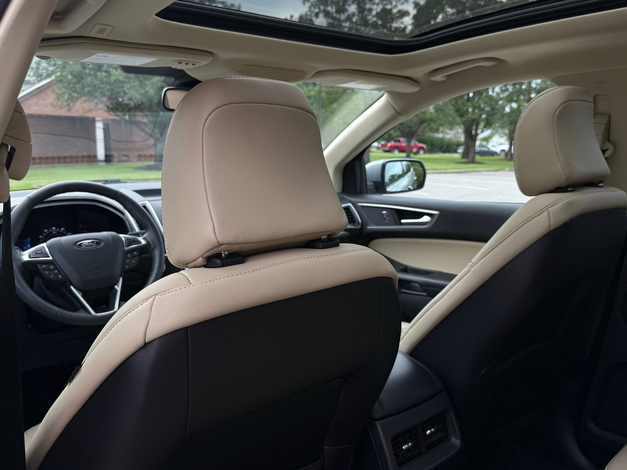 Used 2024 Ford Edge SEL w/ Convenience Package image 41
