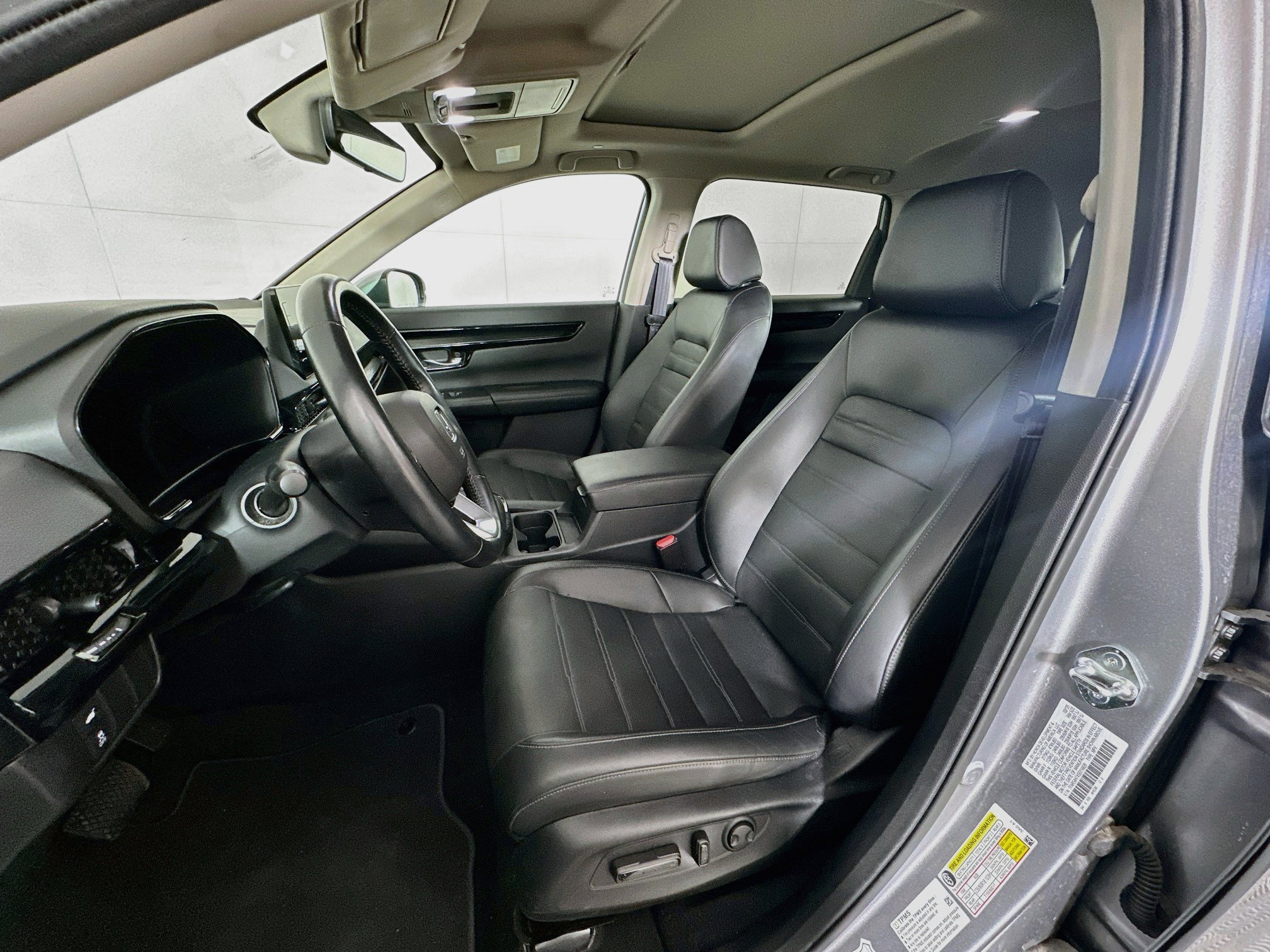 Used 2025 Honda CR-V EX-L image 13