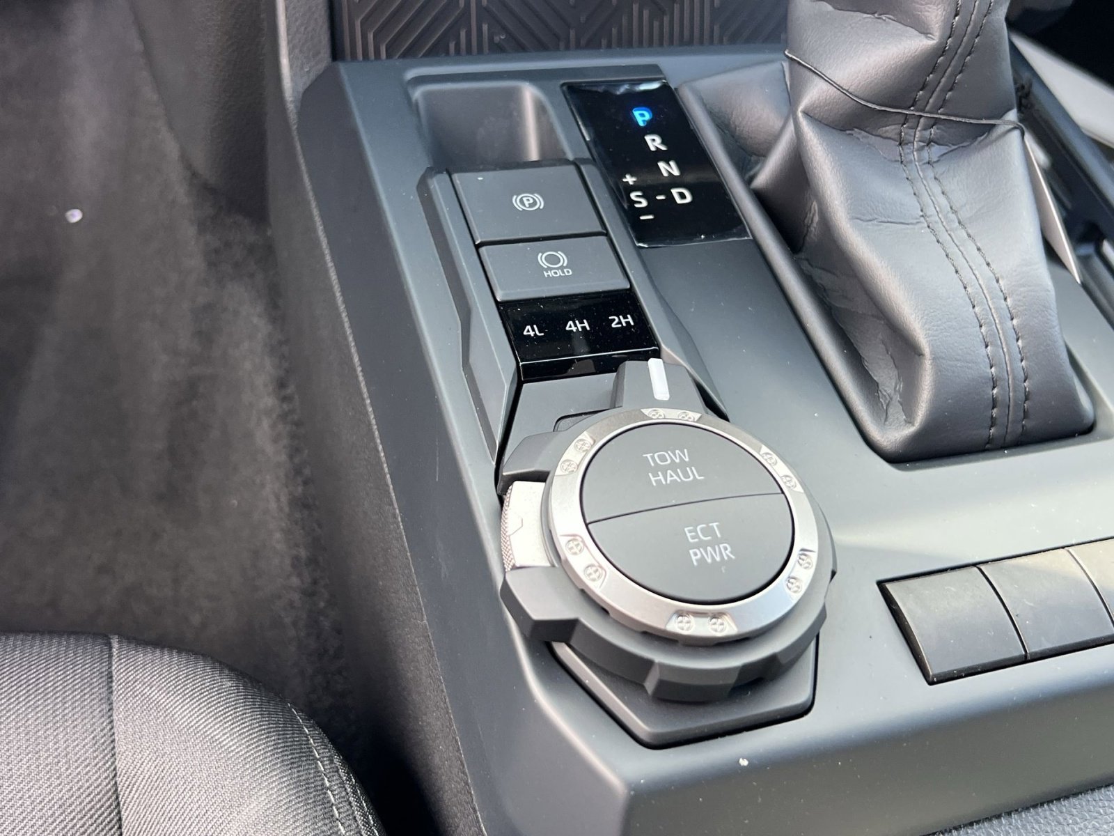 New 2025 Toyota Tacoma SR5 image 23