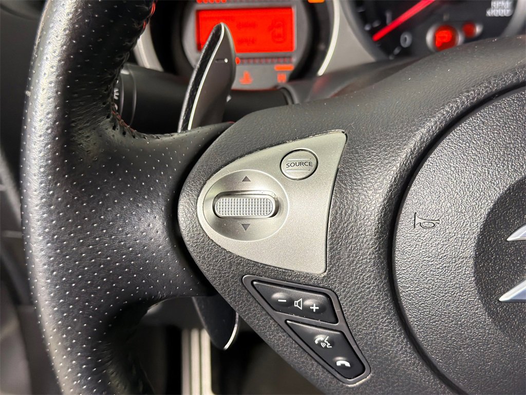 Used 2017 Nissan 370Z Roadster image 20