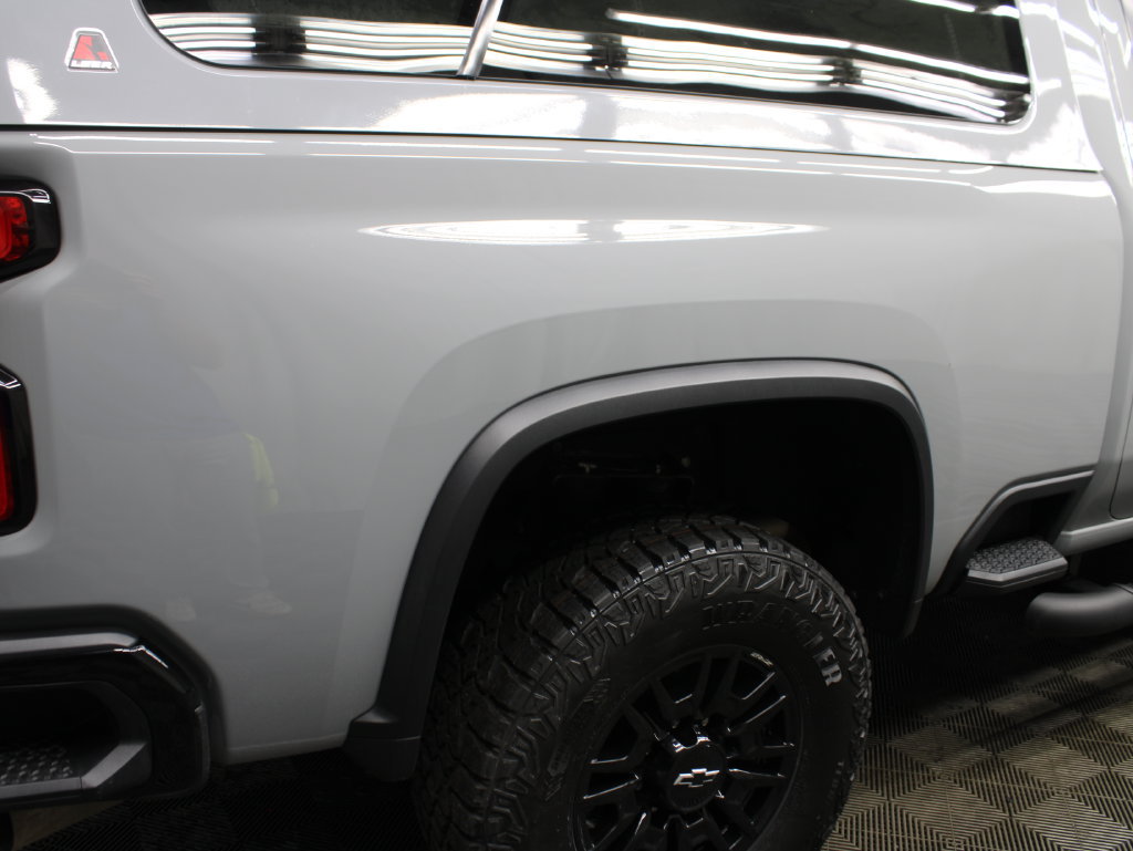 Used 2025 Chevrolet Silverado 2500 ZR2 w/ Technology Package AWD/4WD image 44