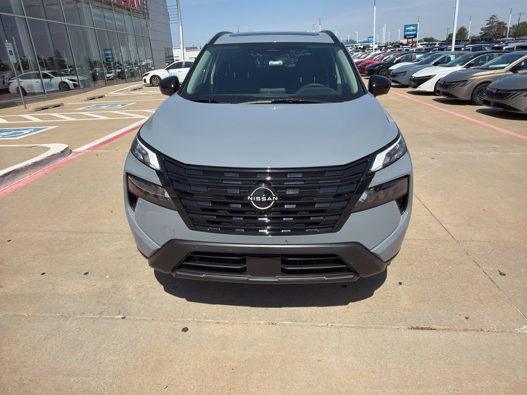 New 2026 Nissan Rogue Dark Armor FWD image 8