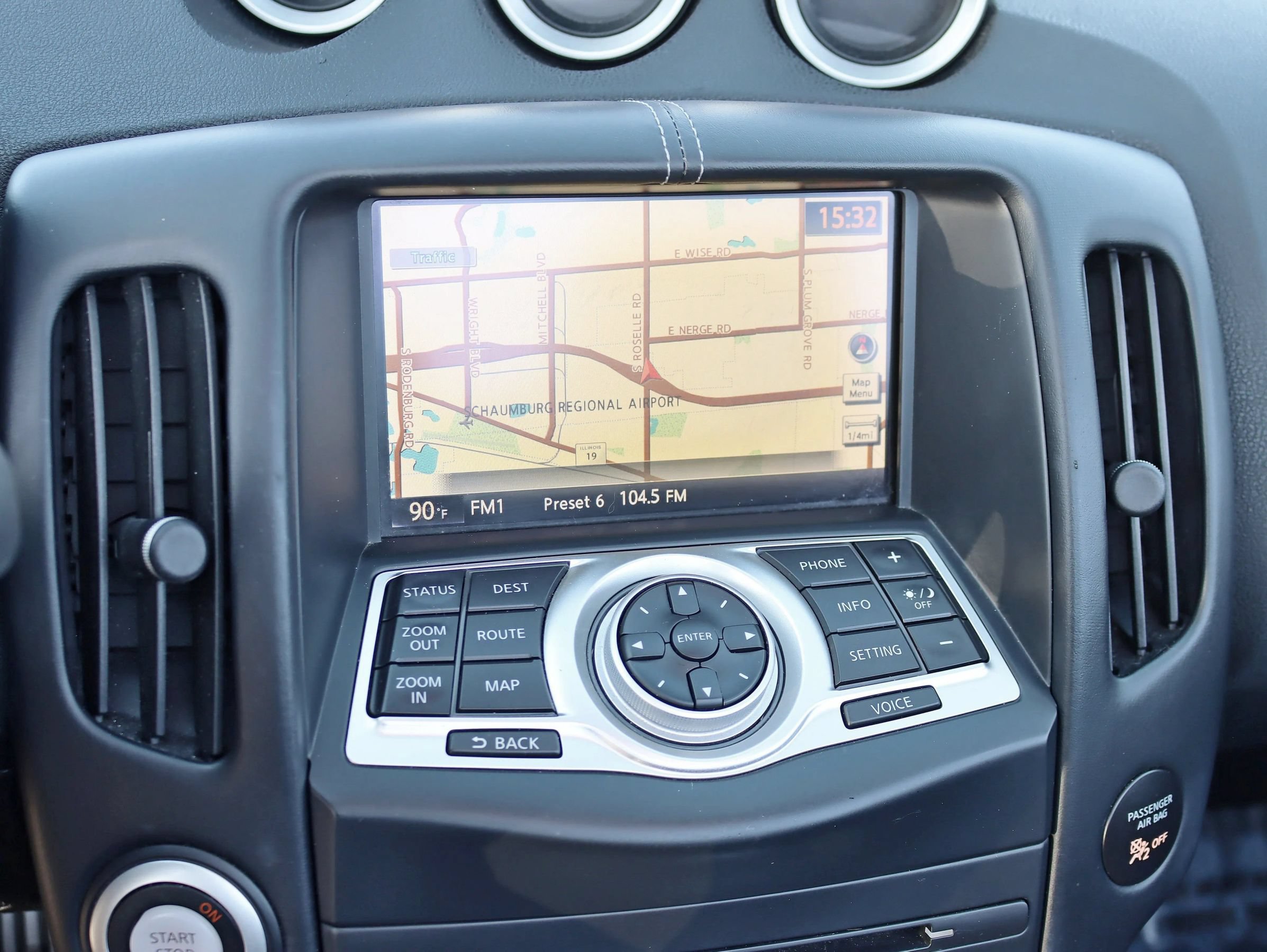 Used 2013 Nissan 370Z Touring RWD image 22