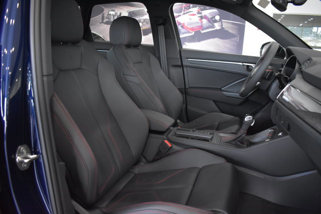 Used 2025 Audi Q3 2.0T Premium Plus w/ Premium Plus Package image 24