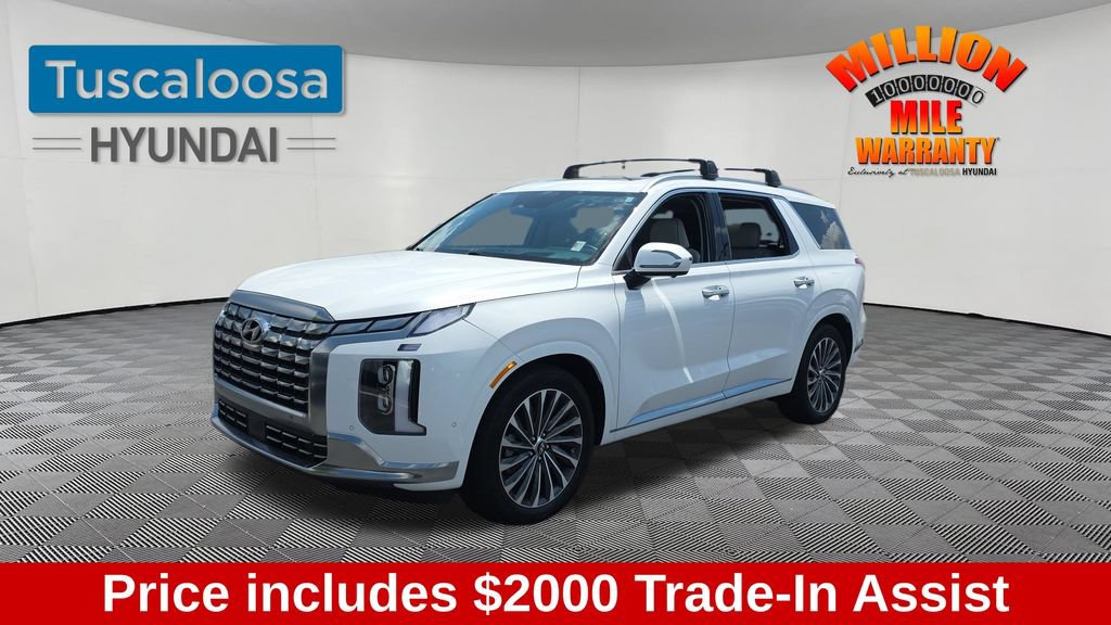 Used 2025 Hyundai Palisade Calligraphy FWD image 3