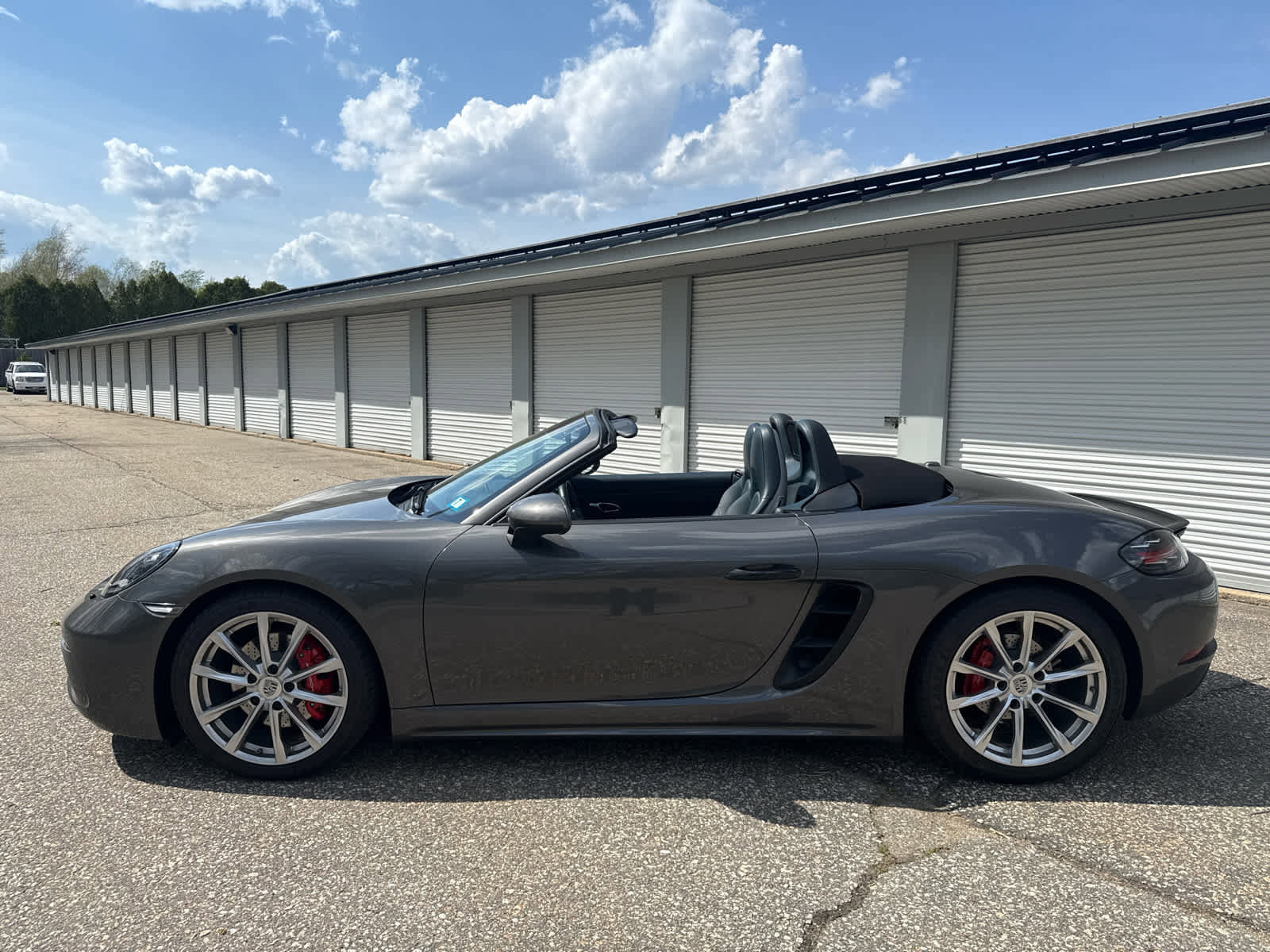 Used 2021 Porsche 718 Boxster S RWD image 2