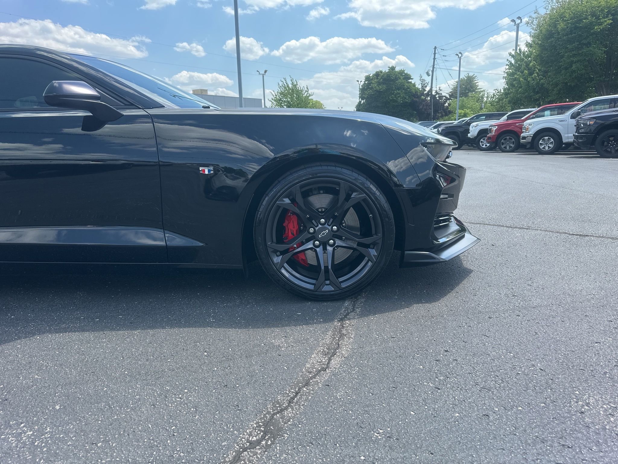 Used 2021 Chevrolet Camaro SS RWD image 2