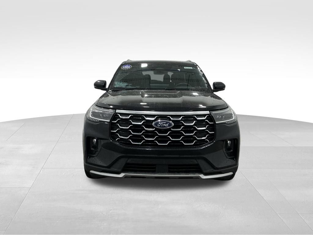 Used 2025 Ford Explorer Platinum w/ Ultimate Package AWD/4WD image 7