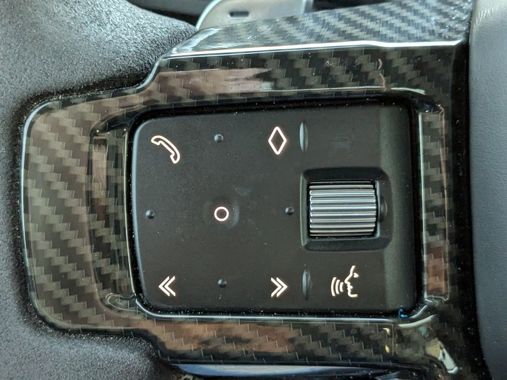 Used 2023 Land Rover Defender 110 V8 image 25