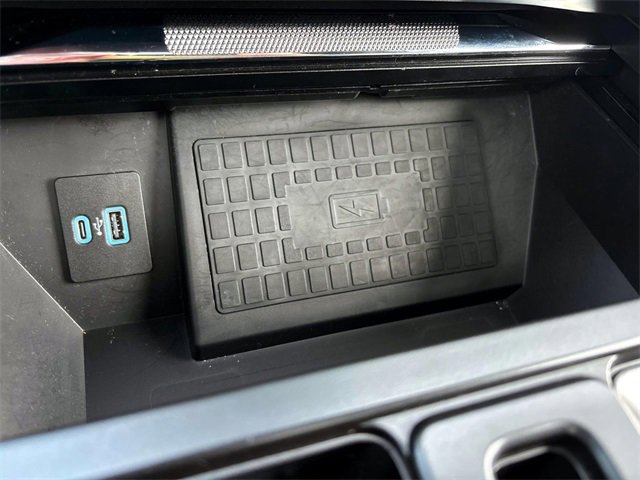 Used 2022 Ford F150 Lightning Lariat w/ Equipment Group 511A High image 28