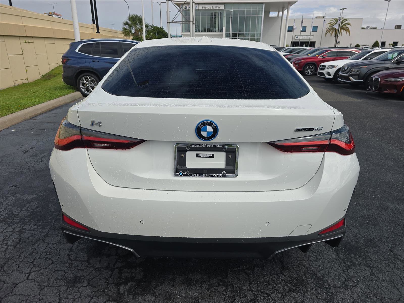Used 2023 BMW i4 eDrive40 image 5