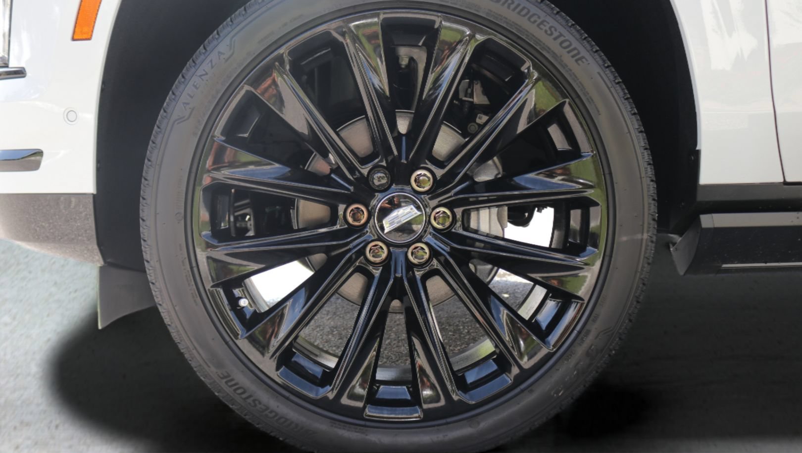 New 2026 Cadillac Escalade ESV Platinum Sport w/ LPO, ONYX Package AWD/4WD image 28
