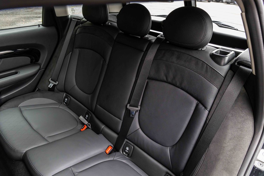 Used 2024 MINI Cooper Clubman S w/ Signature Upholstery Package image 19