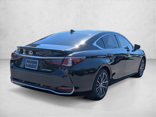 Used 2024 Lexus ES 300h w/ Premium Package image 5