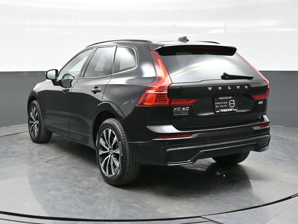 Used 2025 Volvo XC60 B5 Plus AWD/4WD image 5