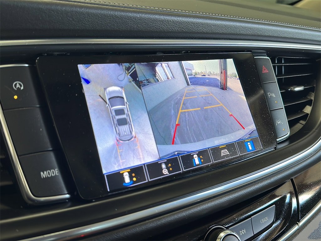 Used 2023 Buick Enclave Avenir w/ Avenir Technology Package image 16