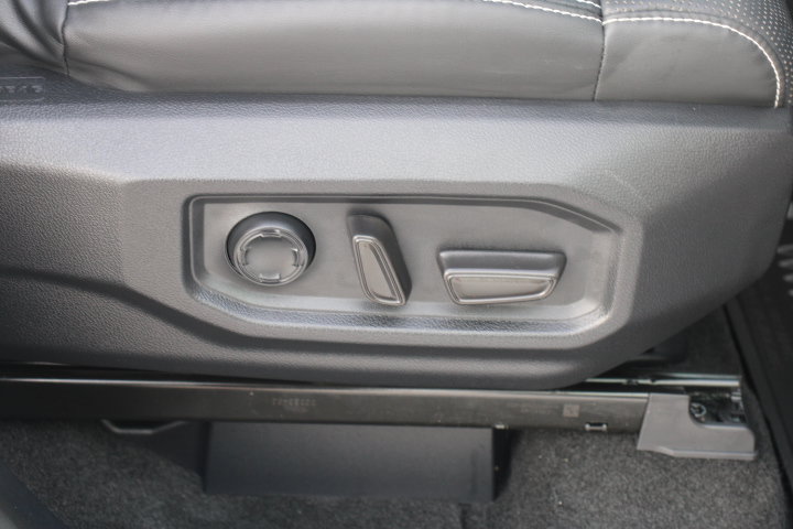 Certified 2024 Toyota Sequoia Capstone AWD/4WD image 25