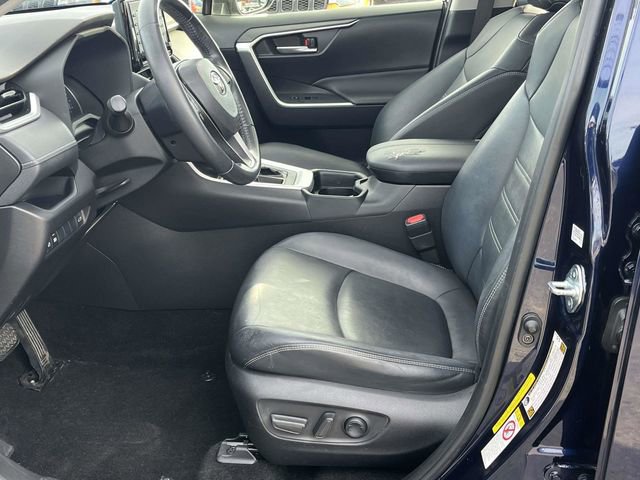 Used 2019 Toyota RAV4 XLE Premium image 13