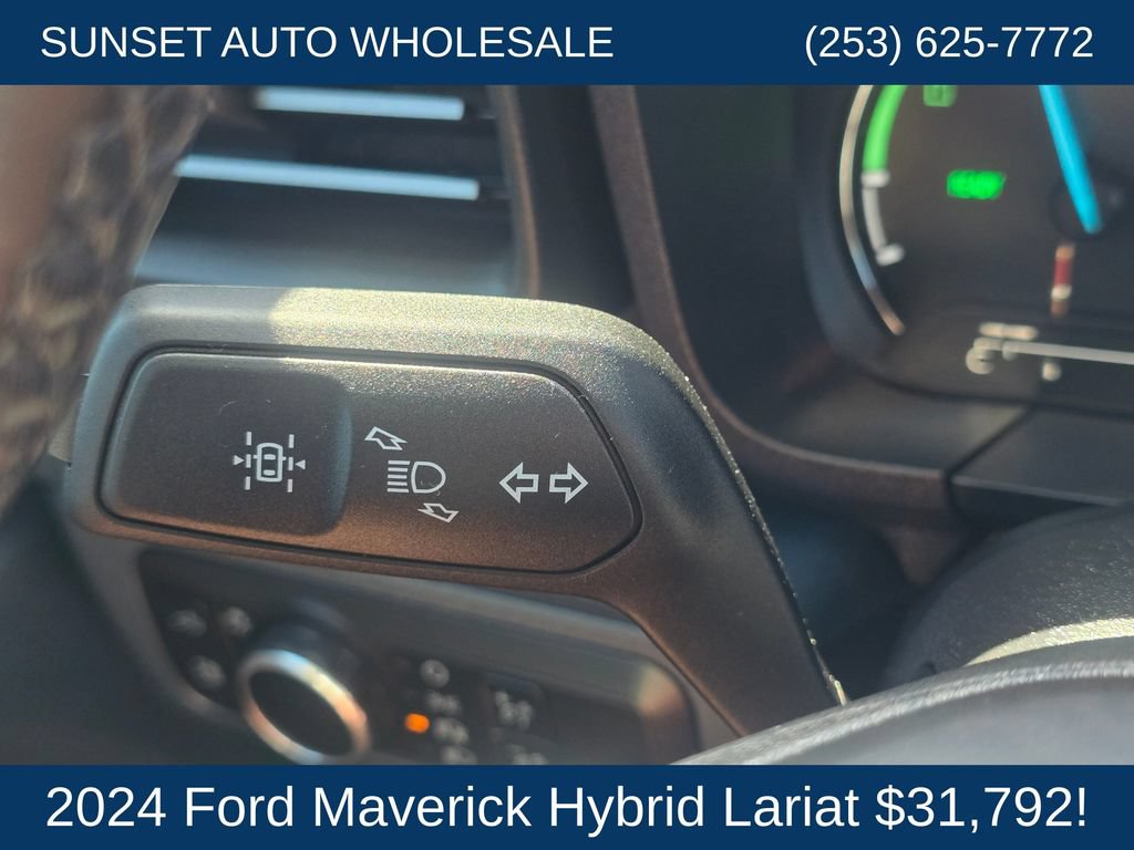 Used 2024 Ford Maverick Lariat w/ Black Appearance Package FWD image 32