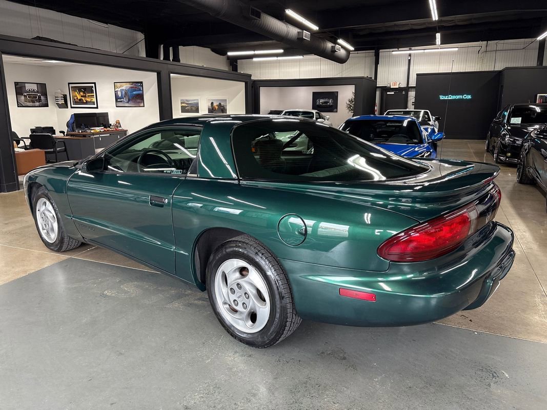 Used 1994 Pontiac Firebird Coupe image 7