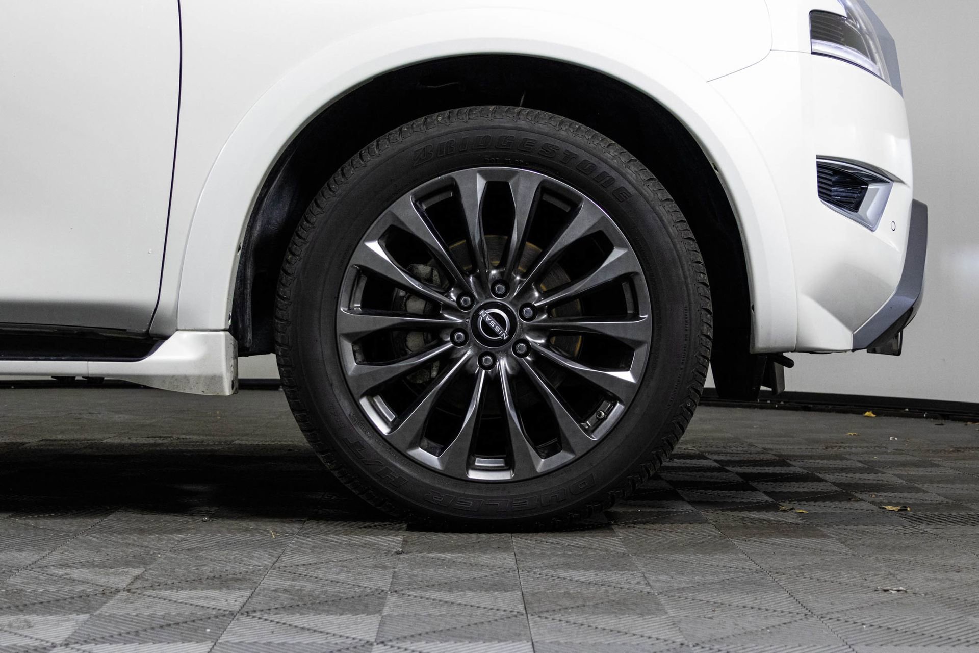 Used 2023 Nissan Armada Platinum w/ Captain's Chairs Package image 45