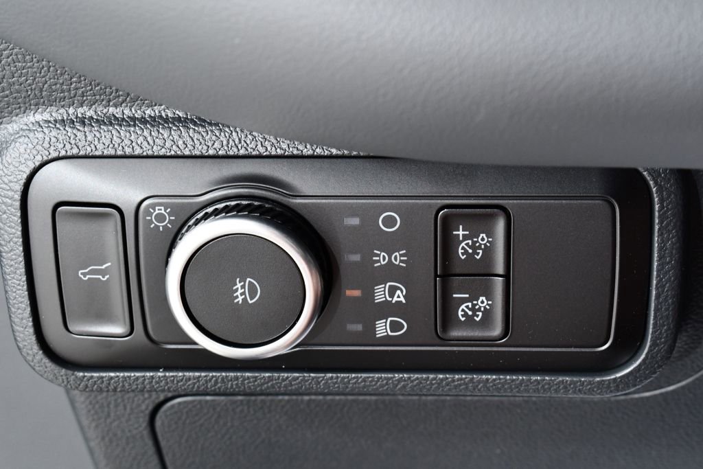 New 2025 Ford Explorer Active w/ Active Comfort Package image 32