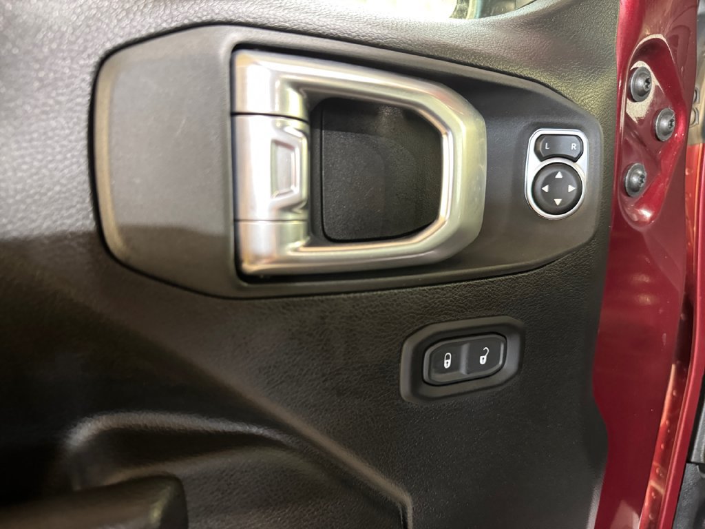 Used 2021 Jeep Gladiator Mojave AWD/4WD image 14