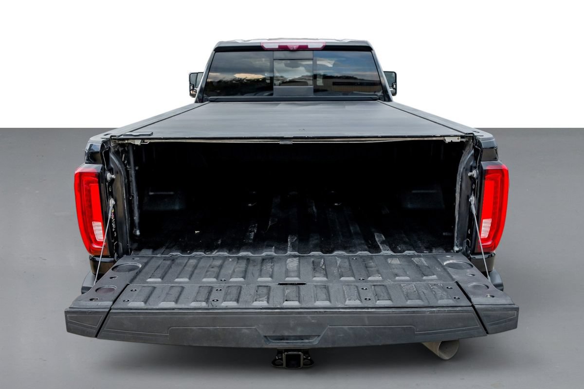 Used 2023 GMC Sierra 2500 Denali w/ Denali Black Diamond Edition AWD/4WD image 59