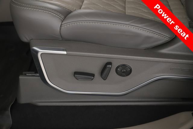Used 2026 Ford F450 Platinum w/ Platinum Plus Package image 19