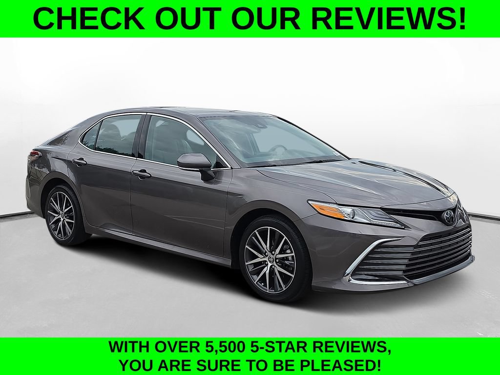 Certified 2023 Toyota Camry XLE FWD image 3