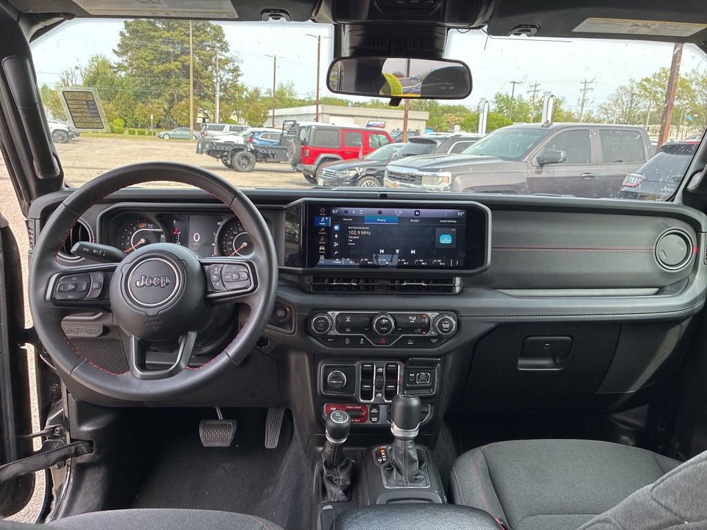 Used 2024 Jeep Wrangler Unlimited Rubicon image 23