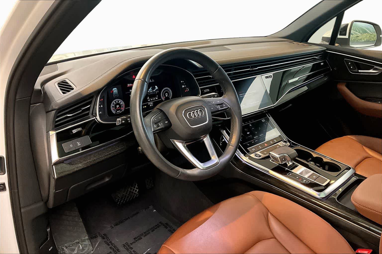 Used 2023 Audi Q7 2.0T Premium w/ Convenience Package AWD/4WD image 18