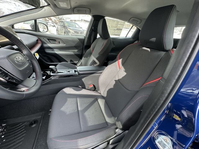 New 2026 Toyota Prius Plug-In Hybrid FWD image 15